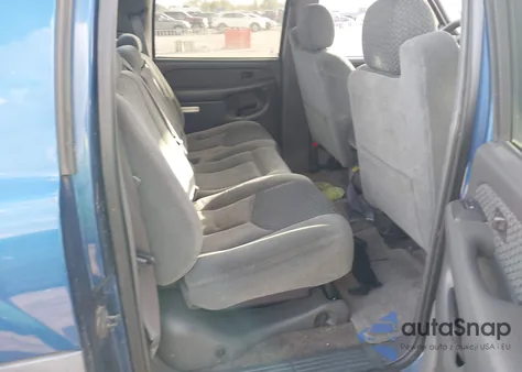 2003 Chevrolet Avalanche 1500 из США, поврежденный, VIN 3GNEC13T03G182539